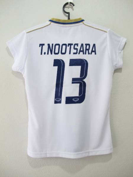 女子バレーボールタイ代表 14ユニフォーム 13ヌッサラー白 シャツ 売買されたオークション情報 Yahooの商品情報をアーカイブ公開 オークファン Aucfan Com