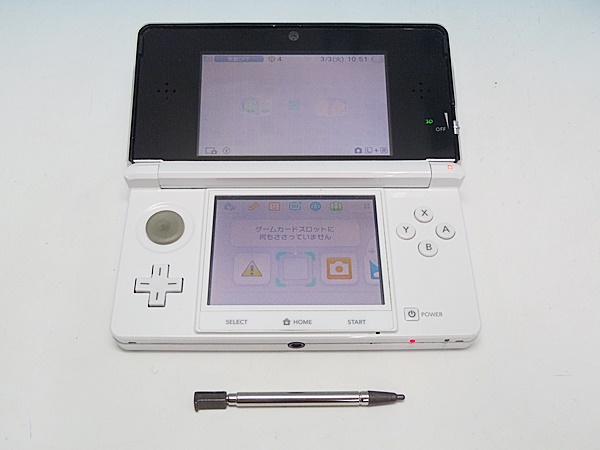 ♪ニンテンドー3DS本体 アイスホワイト 難有 本体のみ 3-11
