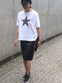 完売アメリカーナドゥーズィエムクラス星Tシャツアパルトモン