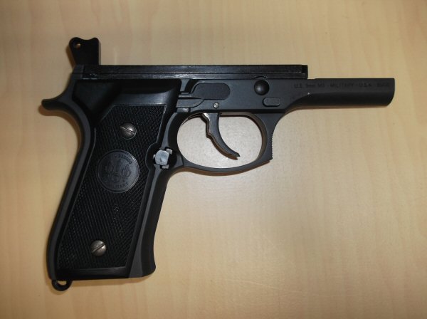 マルイ M92F ブローバックガスガン メタルフレーム一式 ガーダー