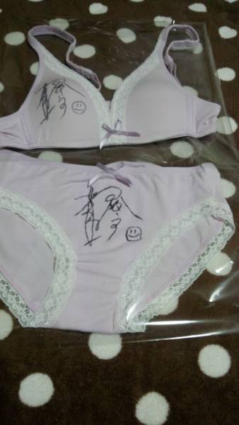 桐谷美玲さん 直筆サイン入り下着セット(サイン)｜売買された