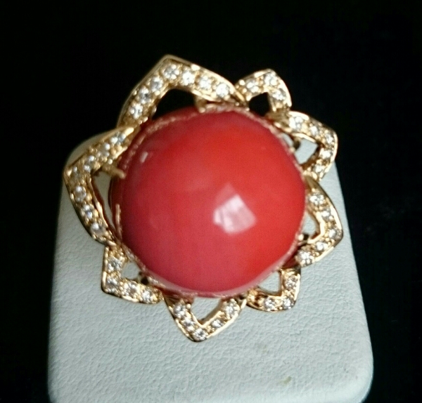 天然珊瑚19㎜ダイヤモンド0.45ct18金リング