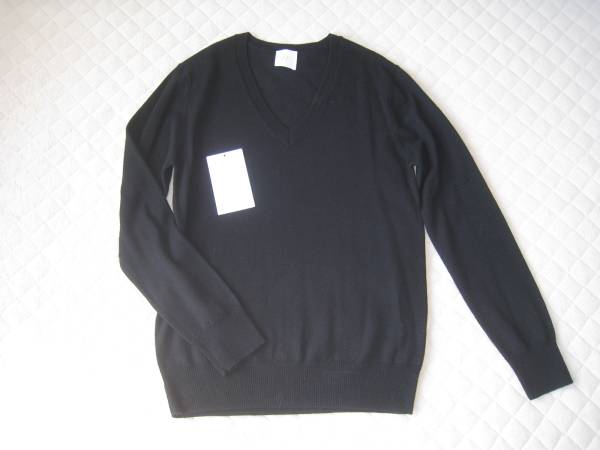 αA★新品 黒Vネックニット★アルファエー AlphaA