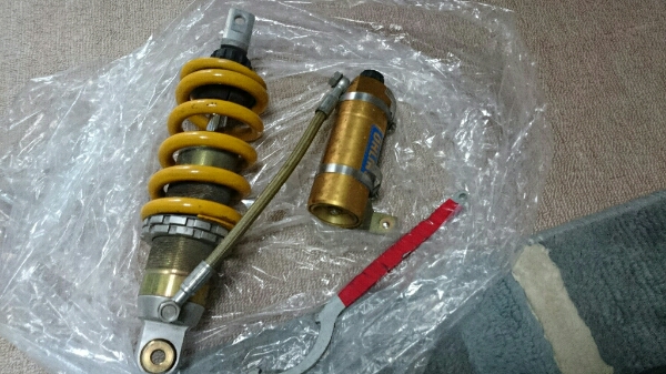ホーネット250 600 オーリンズリアサス 中古 ○ホーネット250&frasl;600○オーリンズ