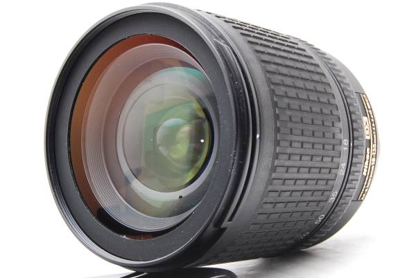 ★極上美品おまけ★Nikon AF-S DX NIKKOR 18-135mm F3.5-5.6G ED