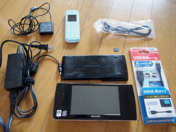 WILLCOM D4 WS016SH1 (ジャンク品)　おまけ付 nico+ WS005IN _1