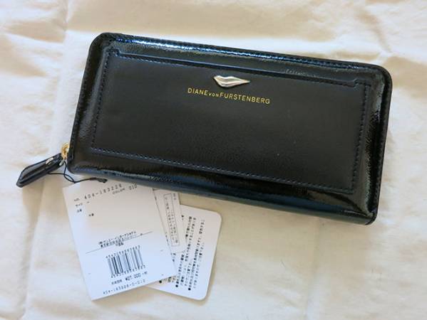 新品タグ付 ダイアン・フォン・ファステンバーグ本革財布2.9万