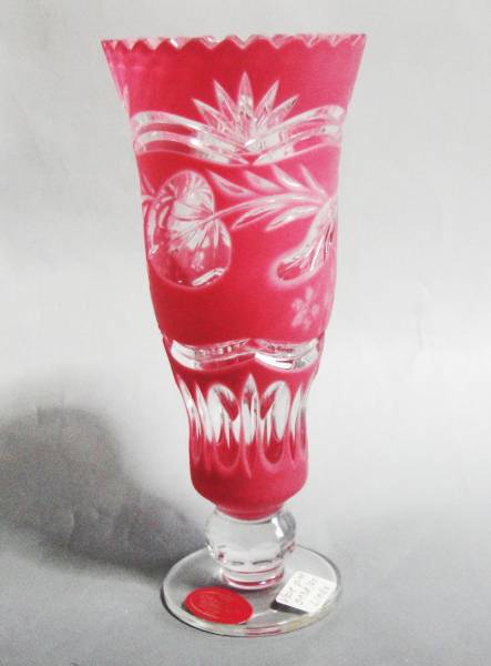 ☆ドレスデンクリスタル 花瓶 グリーン フラワーベース ガラス