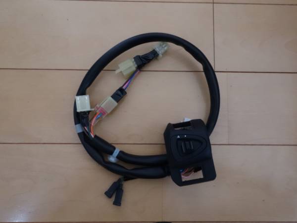 防水処理済 Pcx Jf28 ハザードスイッチ信号カプラー付 ウインカー 売買されたオークション情報 Yahooの商品情報をアーカイブ公開 オークファン Aucfan Com