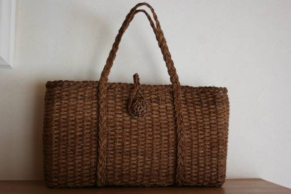 アカソ かごバッグ （ヒロロ山葡萄と並ぶ日本産の逸品）(バスケット  