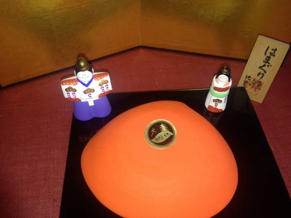 京陶人形　はまぐり雛　金屏風・飾り台付き　美品　箱入り_3