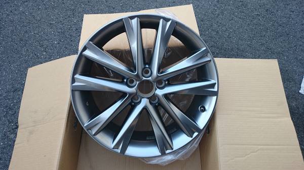 Lexus RX純正オプション ホイール　4261A-48111