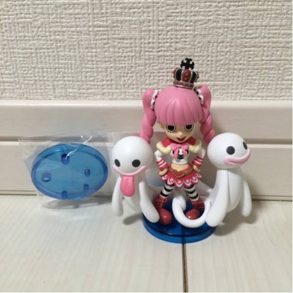 ワンピース ワールドコレクタブル vol.2.3 ペローナ ホロホロ