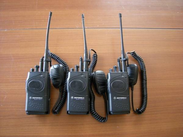 無線機 モトローラ、ハンディトーキー3 Handie Talkie Ⅲ(MOTOROLA