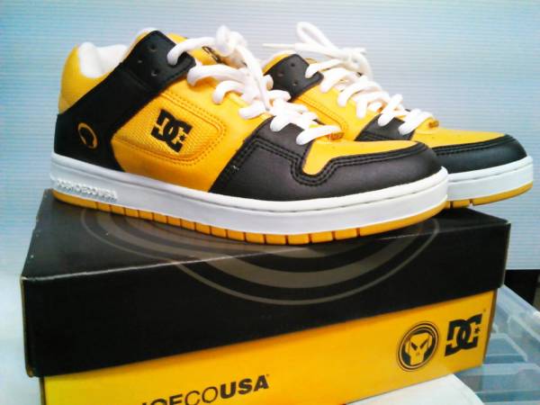 DC SHOES 店舗限定モデル