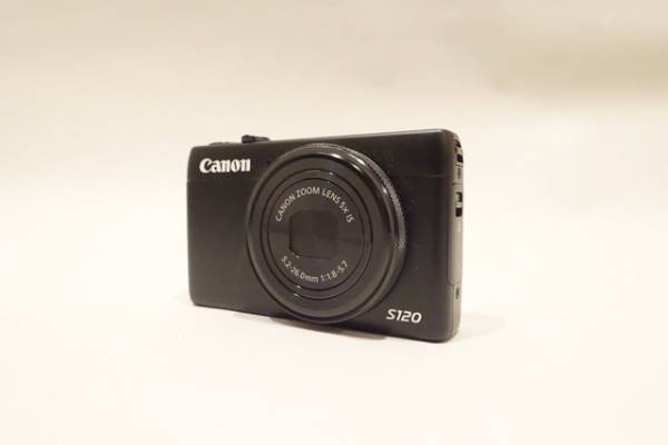 美品送込　キャノン　PowerShot　S120　Canon_1