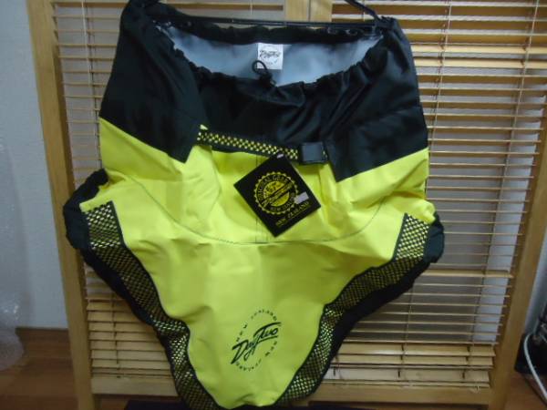 Daytwo/スプレースカート/カヌー/カヤック