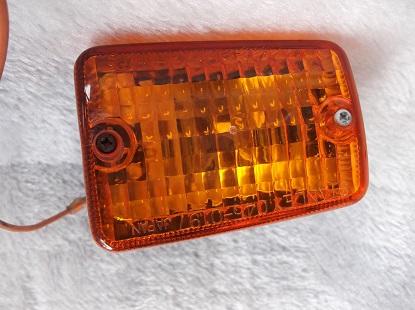 カブ　スーパーDXカスタム　左右フロントウインカー　取付ネジ付_3