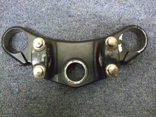 エストレヤＲＳ　ＢＪ２５０Ａ　純正　中古　トップブリッジ　6E