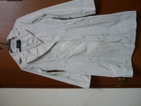 レリアン　薄手　イタリー製布　ポリエステルコート　美品