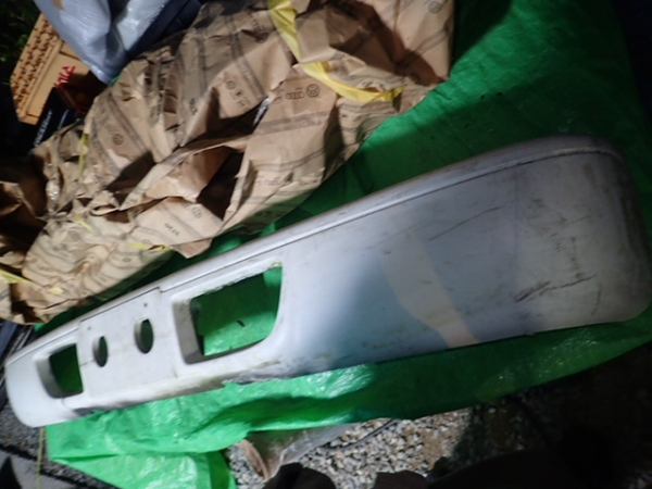 エルフ フロントバンパー 2t 標準 B