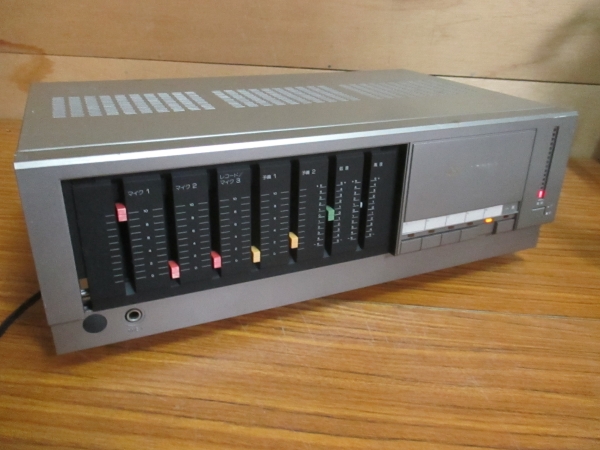 TOA TA-1120 卓上アンプ ジャンク A-3863の入札履歴 - 入札者の順位