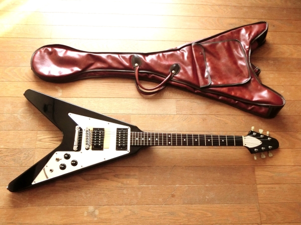 GRECO フライングV ミラーピックガード仕様グレコ製エレキギター GRECO フライングV ミラーピックガード仕様グレコ製エレキギター