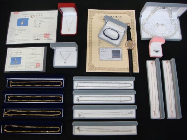 まとめて大量アクセK18オパールネックレス鑑別他ルビー時計喜平