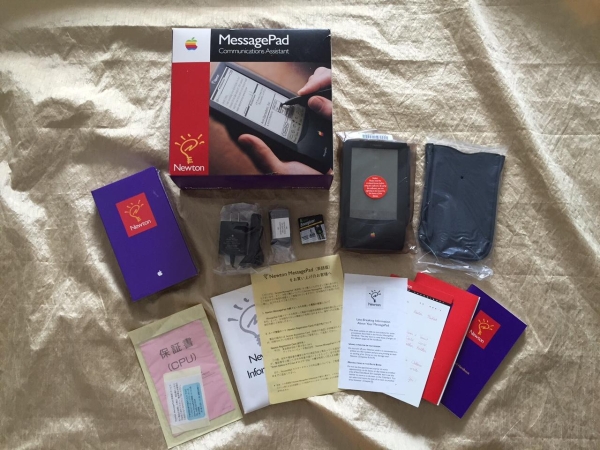 Apple Newton Messagepad 英語版 Pda 売買されたオークション情報 Yahooの商品情報をアーカイブ公開 オークファン Aucfan Com