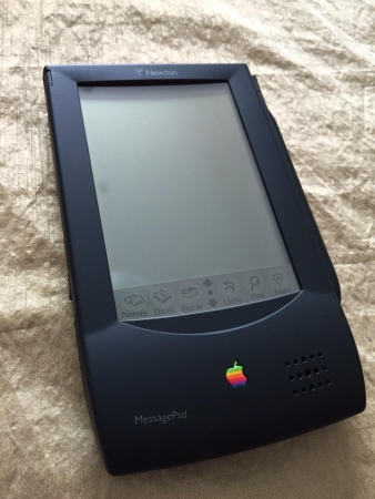 Apple Newton Messagepad 英語版 Pda 売買されたオークション情報 Yahooの商品情報をアーカイブ公開 オークファン Aucfan Com