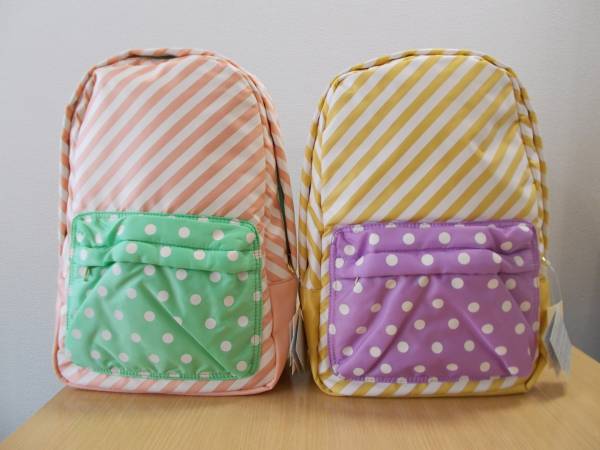 リュック　デイバッグ　ストライプ　ドット　パステル　新品