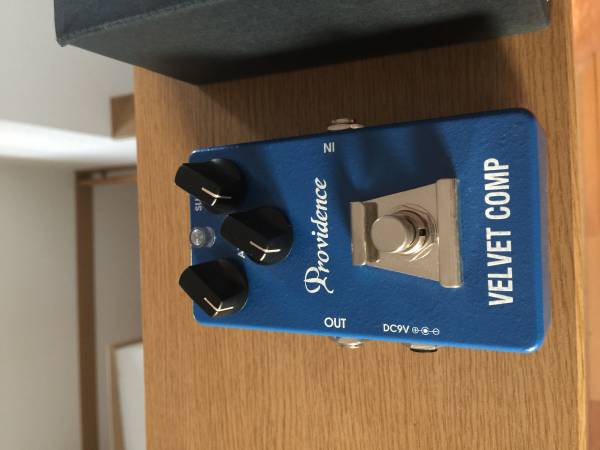 Providence VLC-1 Velvet Comp Compressor, with box and manual