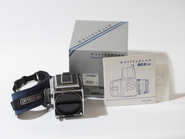 良上品 Hasselblad 503CW 00年製 ハッセルブラッド 箱 説明書有