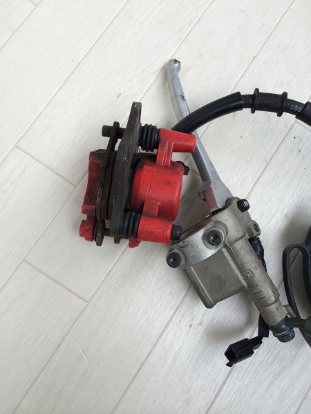 SA16JリモコンジョグＺＲエボ用フロントブレーキASSY　JOG中古_2