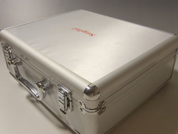 □サージテル プレミアムポータブルケース ルーペ+ライト収納(歯科学 