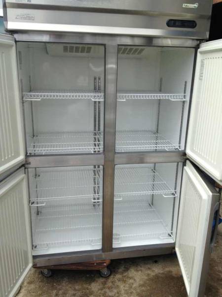 中古美品☆福島11年フクシマ縦型4ドア業務用冷蔵庫 URD-120RE3 