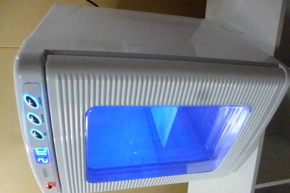 美品　ポータブルネオン冷蔵庫　25L