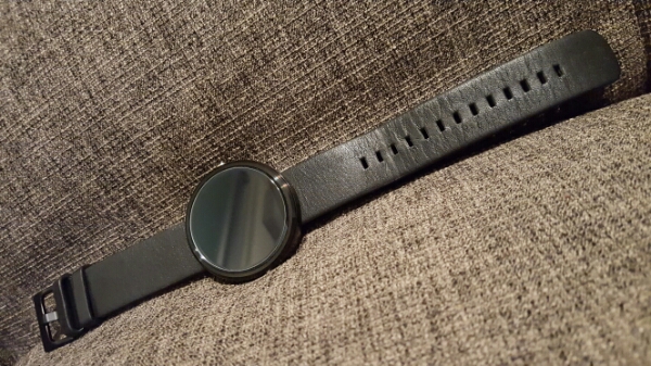 Moto 360 ブラックレザー Android Wear スマートウォッチ