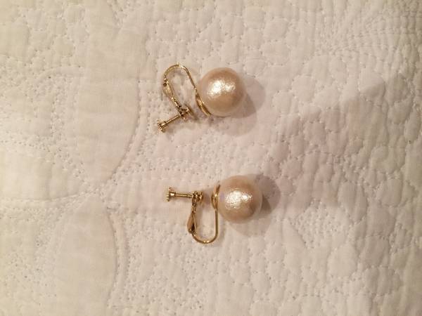 美品 ビッグコットンパール イヤリング_1