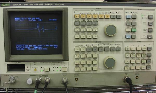 ネットワークアナライザ　アンリツMS420B_1