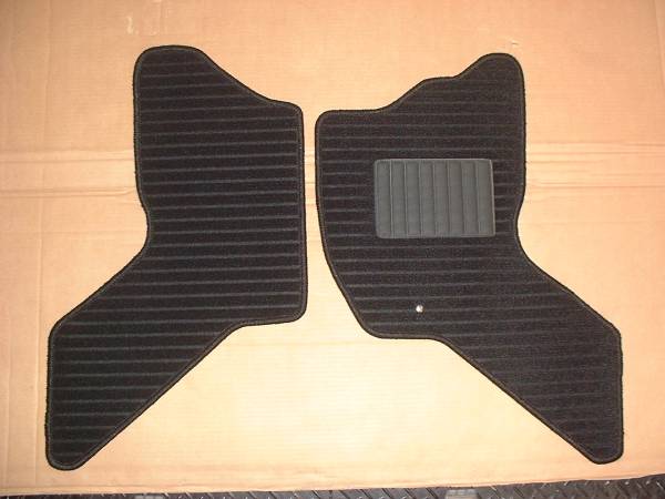 スクラム☆ＤＧ６２Ｖ/６２Ｗ☆フロアマットフロント新品EE1-k