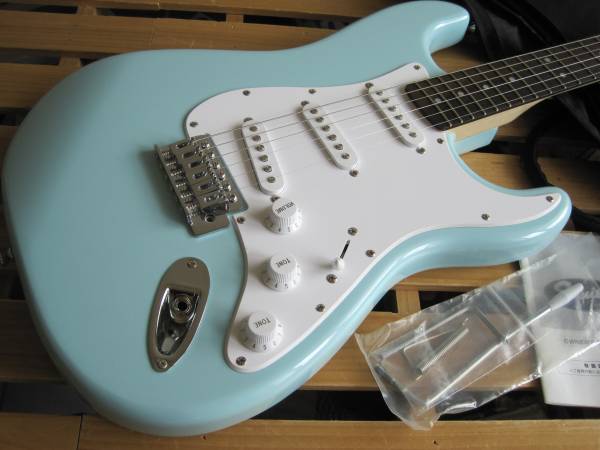Squier(スクワイアー)byFender☆ストラト ブルー水色 中古美品