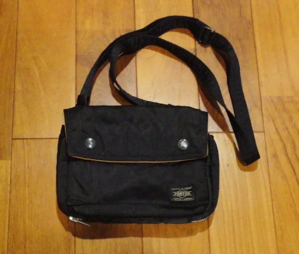 ■PORTER■ポーター・タンカーのショルダーポーチ■