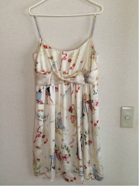 ロイスクレヨン アンジェラ柄キャミワンピース LOIS CRAYON