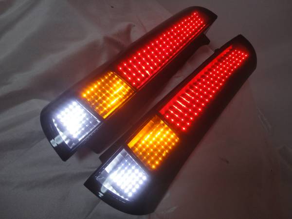 MK21パレット、ルークス用フルLEDテール MK21パレット、ルークス用フルLEDテール