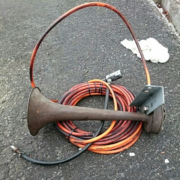 激レア昭和32年製三菱aw 5タイフォン ホーン 24v専用 売買されたオークション情報 Yahooの商品情報をアーカイブ公開 オークファン Aucfan Com