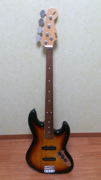 BLUE フレットレスベース