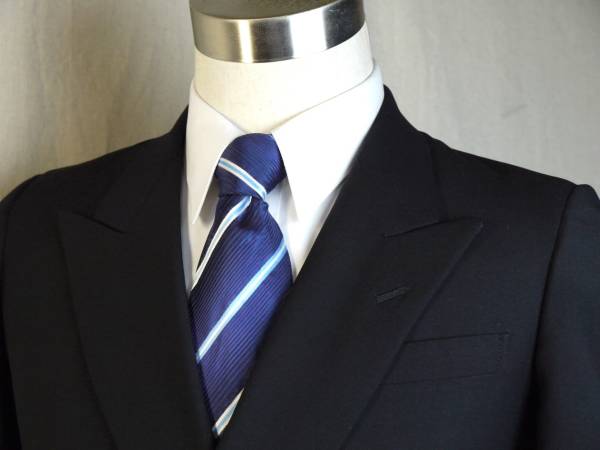 A524◇VARIE礼服◇165YA4黒ブラックフォーマルダブルスーツ
