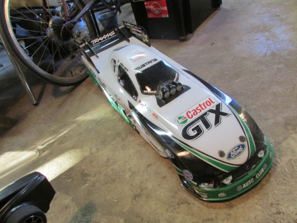 ☆トラクサス 1/8 NHRA ファニーカー ドラッグレース(完成品（電動