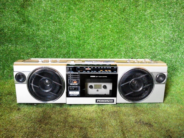ラジカセ　８０年代　日立　ＬＸ－５　・　ラジオＯＫ、テープＮＧ　ジャンク HITACHI 日立 TRK-LX5 ステレオラジカセ レトロ◇ジャンク品(ラジカセ
